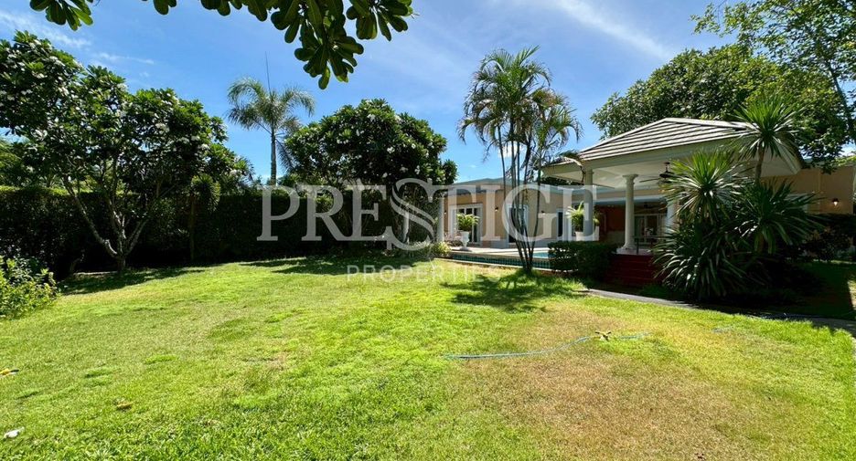 For sale 4 bedrooms house in Bang Lamung, Chonburi