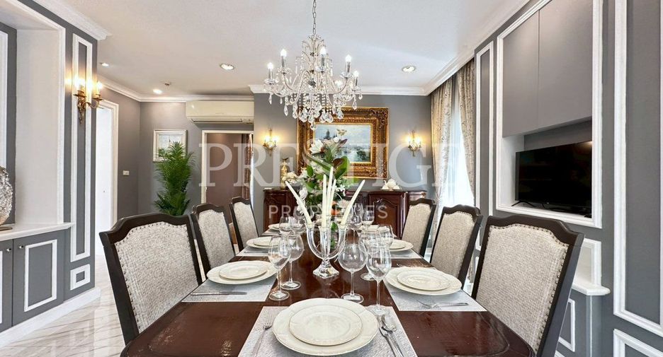 For sale 4 bedrooms house in Bang Lamung, Chonburi