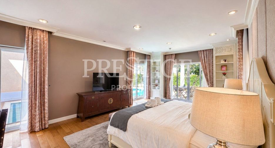 For sale 4 bedrooms house in Bang Lamung, Chonburi