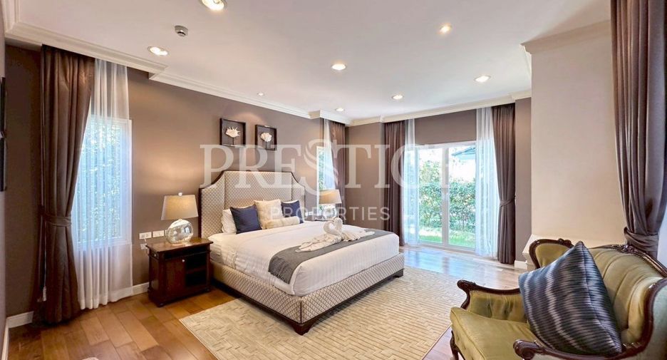 For sale 4 bedrooms house in Bang Lamung, Chonburi