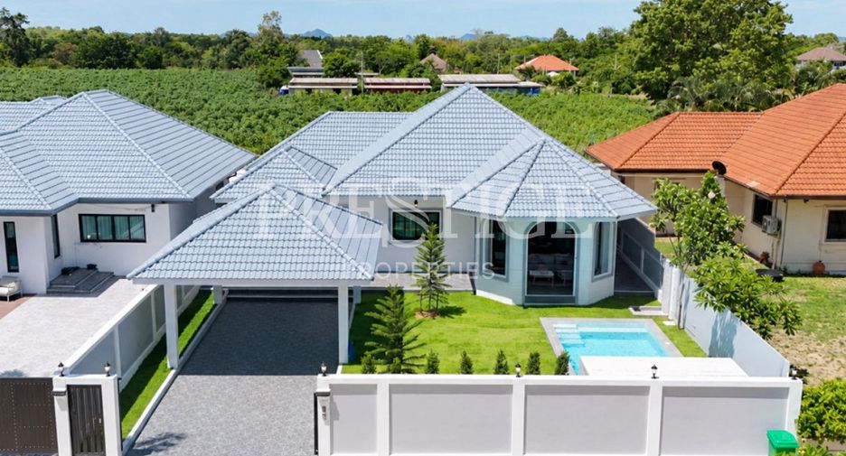 For sale 4 ベッドルーム house in East Pattaya, Pattaya