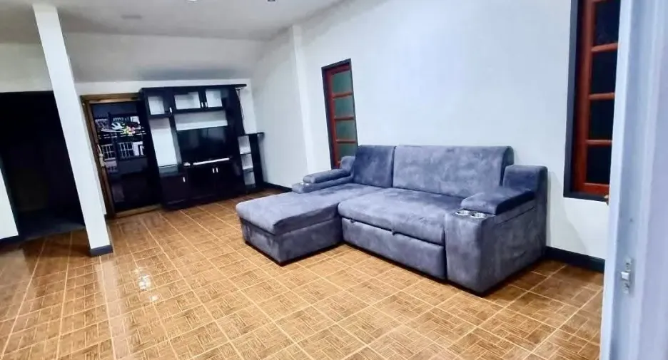 For rent 3 bedrooms house in Mueang Chiang Mai, Chiang Mai