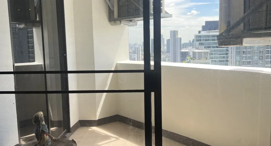 À louer 3 chambres condo à Watthana, Bangkok