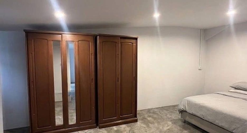 For rent 2 bedrooms condo in Phra Khanong, Bangkok
