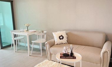 For sale 1 bed condo in Huai Khwang, Bangkok