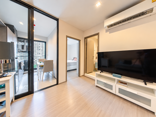 À vendre 1 chambre condo à Huai Khwang, Bangkok