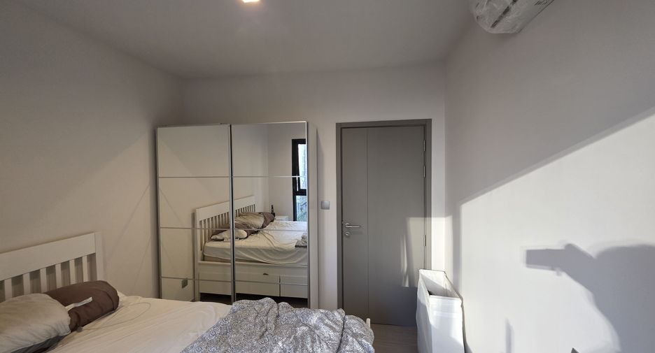 For sale 1 bed condo in Huai Khwang, Bangkok