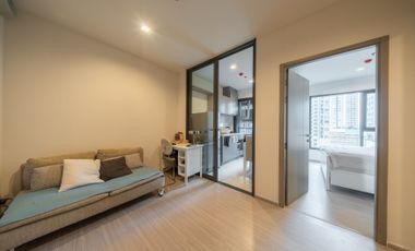 Condo en venta de 1 habitaciones en Huai Khwang, Bangkok