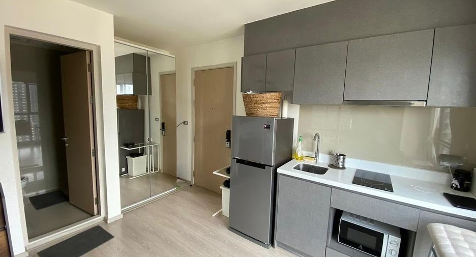 For sale 1 Beds condo in Huai Khwang, Bangkok