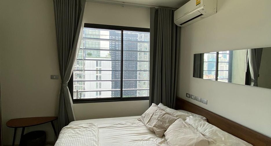 For sale 1 Beds condo in Huai Khwang, Bangkok