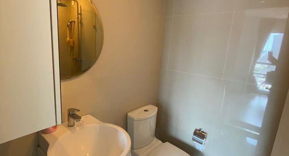 For sale 1 Beds condo in Huai Khwang, Bangkok