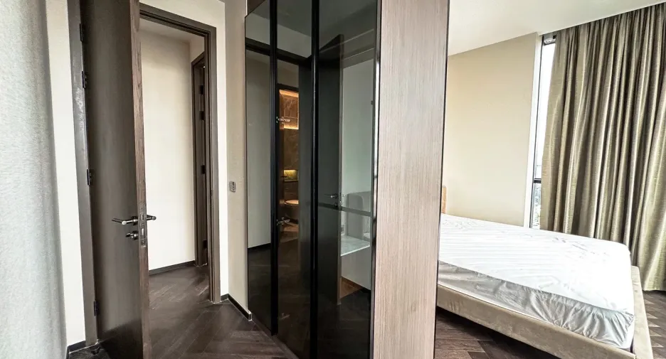 Condo en alquiler de 2 habitaciones en Khlong Toei, Bangkok