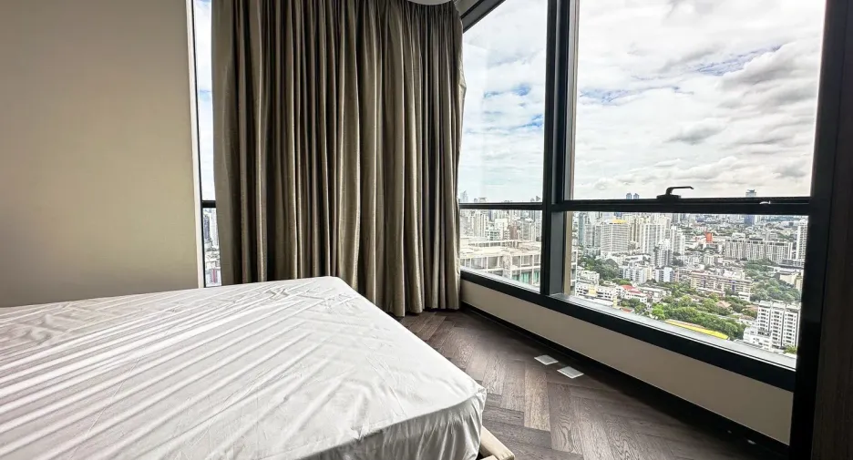 Condo en alquiler de 2 habitaciones en Khlong Toei, Bangkok