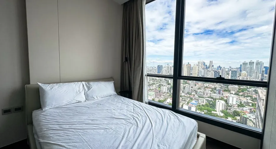 Condo en alquiler de 2 habitaciones en Khlong Toei, Bangkok