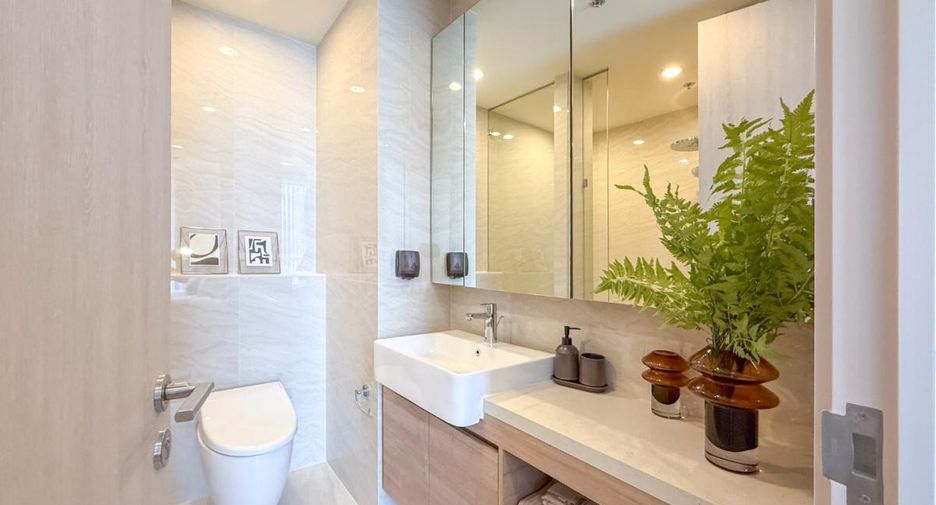À vendre 2 chambres condo à Watthana, Bangkok