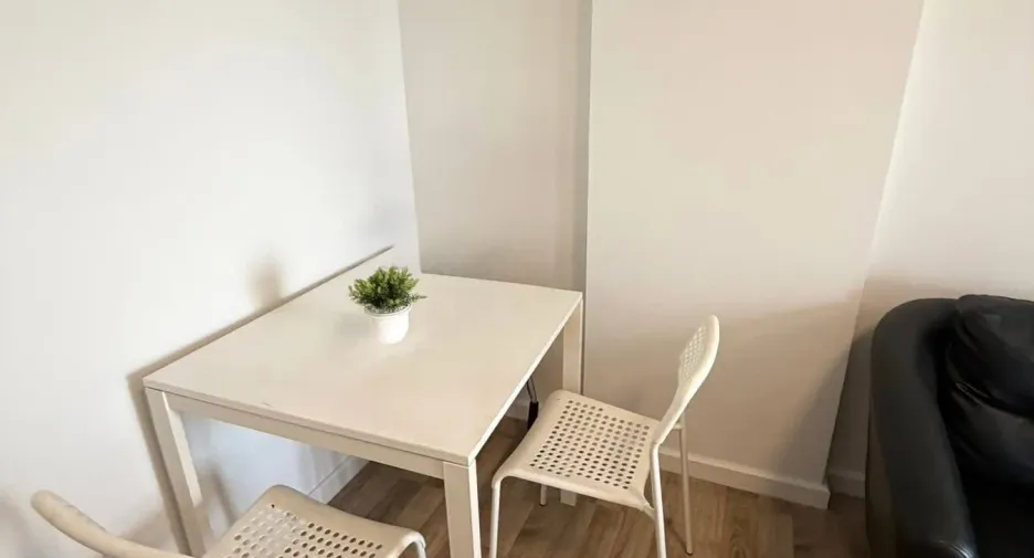Wohnung zur Miete mit 1 Zimmer in Prawet, Bangkok