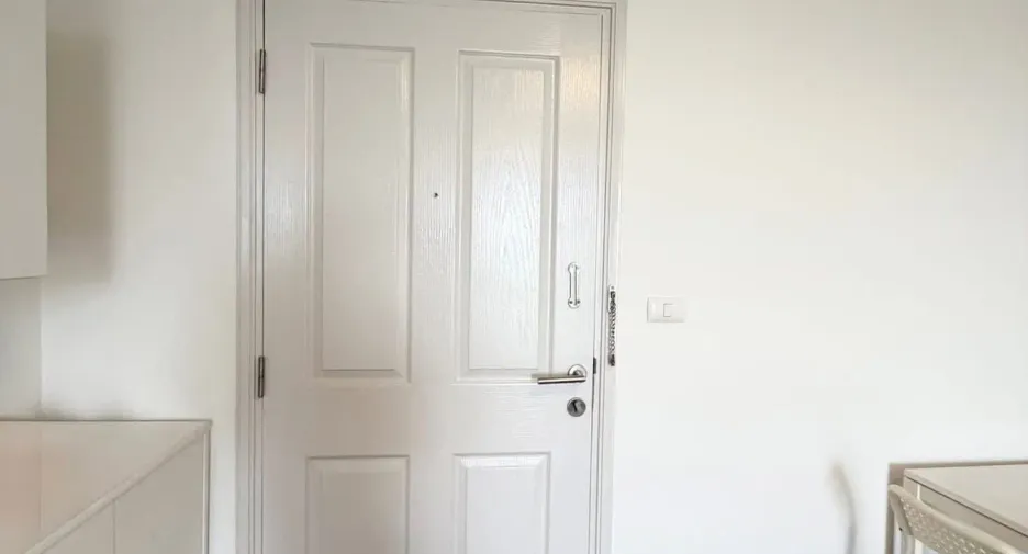 Wohnung zur Miete mit 1 Zimmer in Prawet, Bangkok