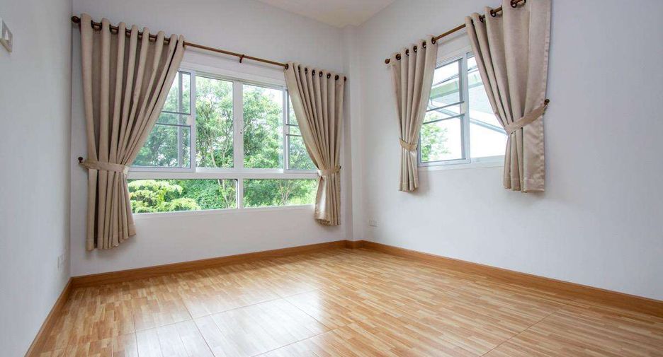 Haus zur Miete mit 3 Zimmer in Saraphi, Chiang Mai