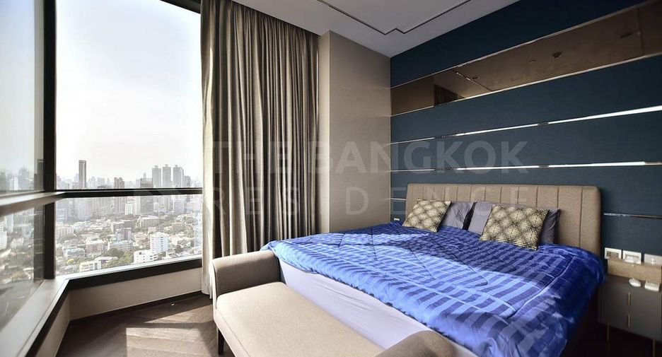 For rent 2 bedrooms condo in Khlong Toei, Bangkok