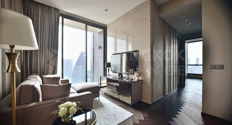 For rent 2 bedrooms condo in Khlong Toei, Bangkok