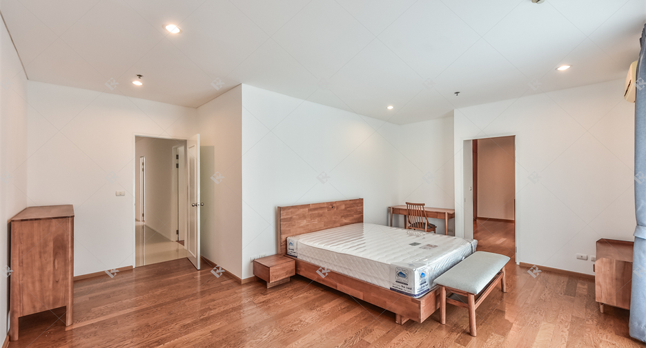 Condo en alquiler de 5 habitaciones en Watthana, Bangkok