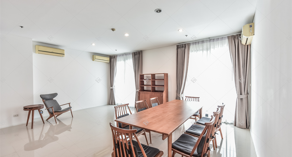 Condo en alquiler de 5 habitaciones en Watthana, Bangkok