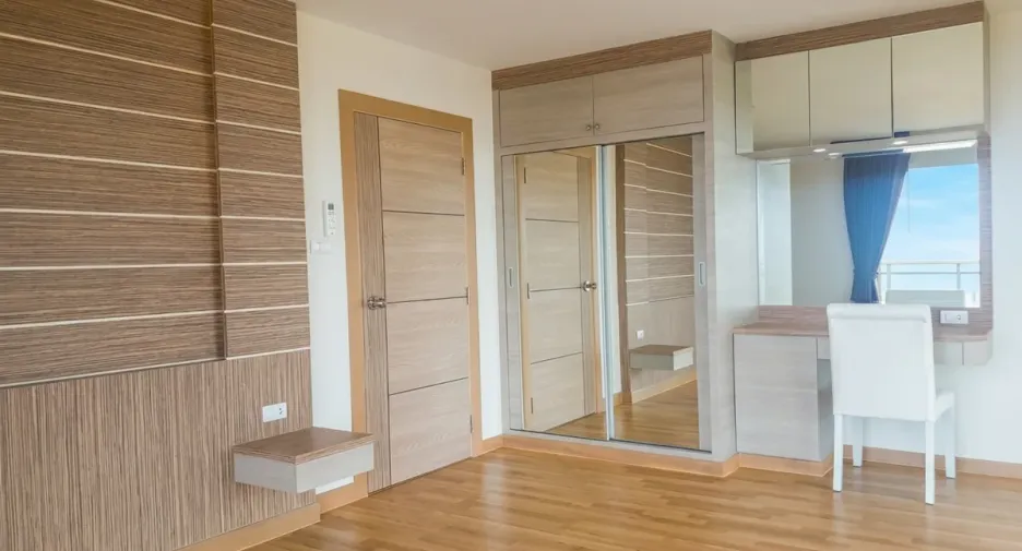 For sale 3 bedrooms condo in Sattahip, Chonburi
