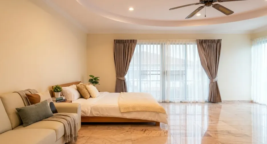 For sale 4 bedrooms house in East Pattaya, Pattaya