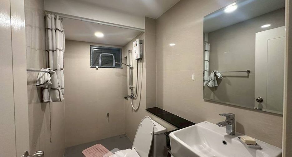 ขาย 4 ห้องนอน บ้านเดี่ยว ใน พัทยาตะวันออก, พัทยา