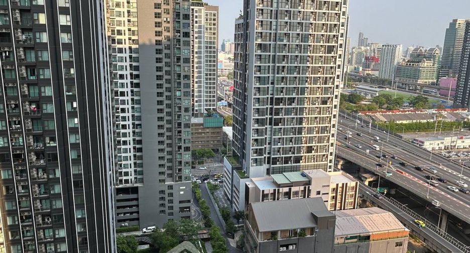 For sale 1 bed condo in Huai Khwang, Bangkok