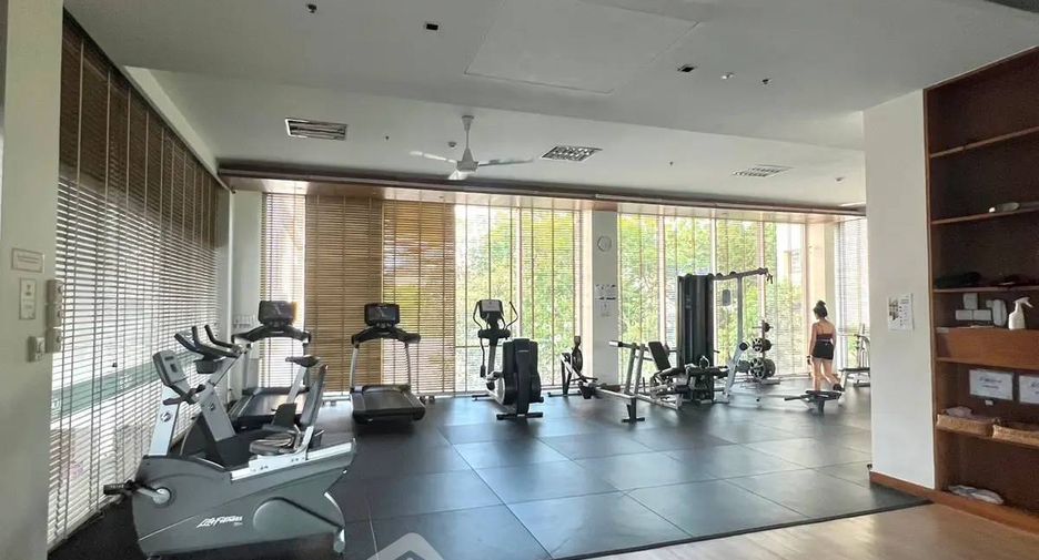 For sale 3 bedrooms condo in Yan Nawa, Bangkok