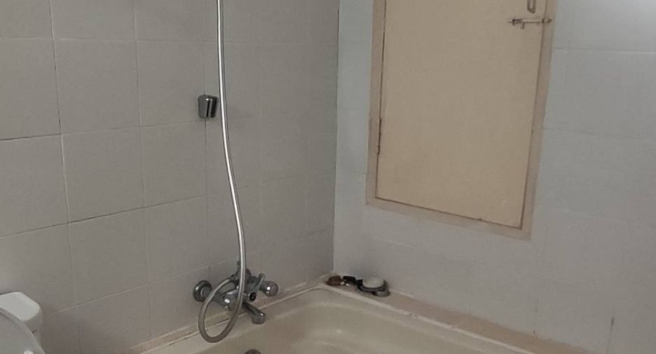 Wohnung zur Miete mit 3 Zimmer in Watthana, Bangkok