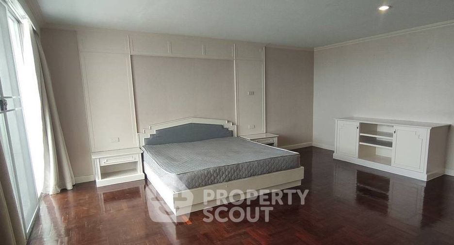 Wohnung zur Miete mit 3 Zimmer in Watthana, Bangkok