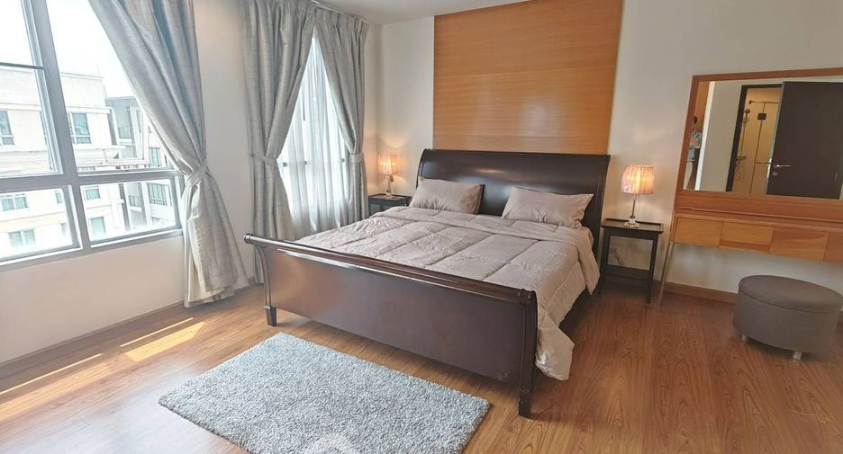 À louer 2 chambres condo à Khlong Toei, Bangkok