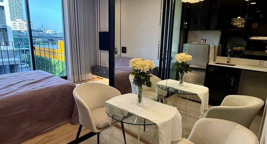 For rent 1 bed condo in Phaya Thai, Bangkok