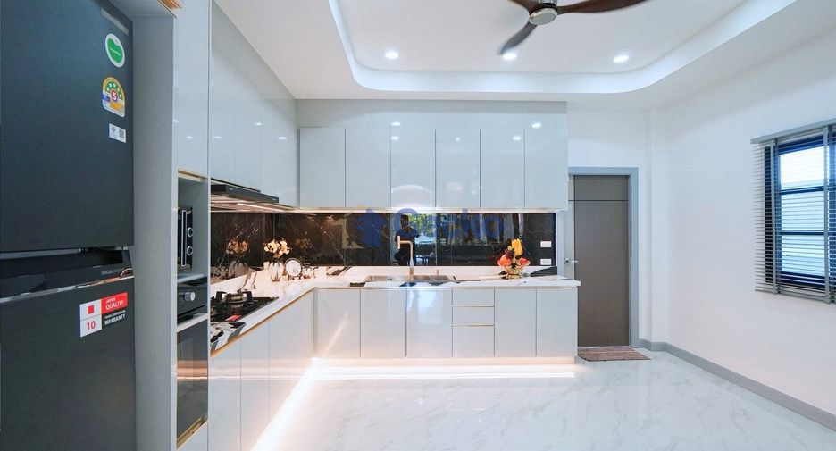 ขาย 4 ห้องนอน บ้านเดี่ยว ใน พัทยาตะวันออก, พัทยา