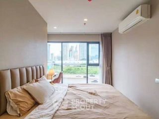 出租 2 卧室 公寓 在 Huai Khwang, 曼谷