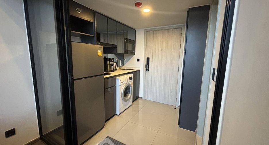 For rent 1 bed condo in Bang Rak, Bangkok