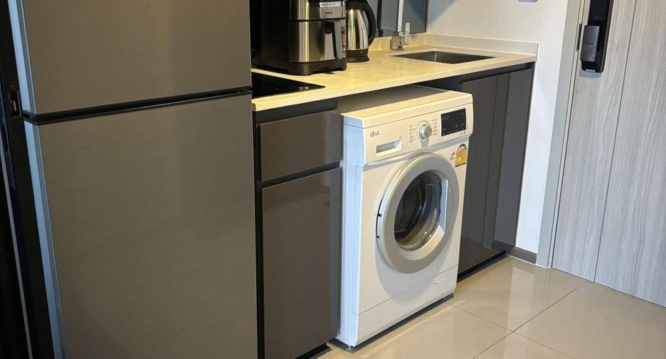 For rent 1 bed condo in Bang Rak, Bangkok