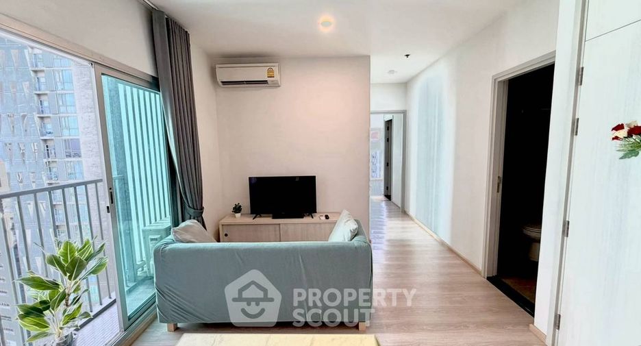 For rent 2 bedrooms condo in Huai Khwang, Bangkok