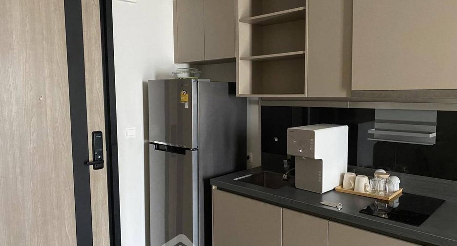 Condo en alquiler de 1 habitaciones en Khlong Toei, Bangkok
