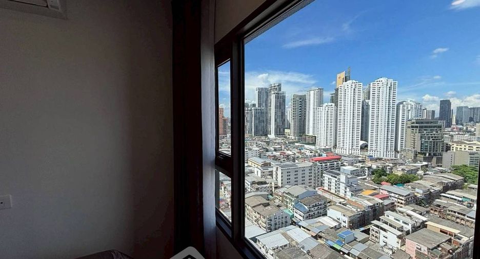 Condo en alquiler de 2 habitaciones en Khlong Toei, Bangkok