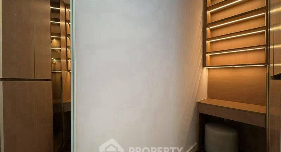 Condo en alquiler de 1 habitaciones en Sathon, Bangkok