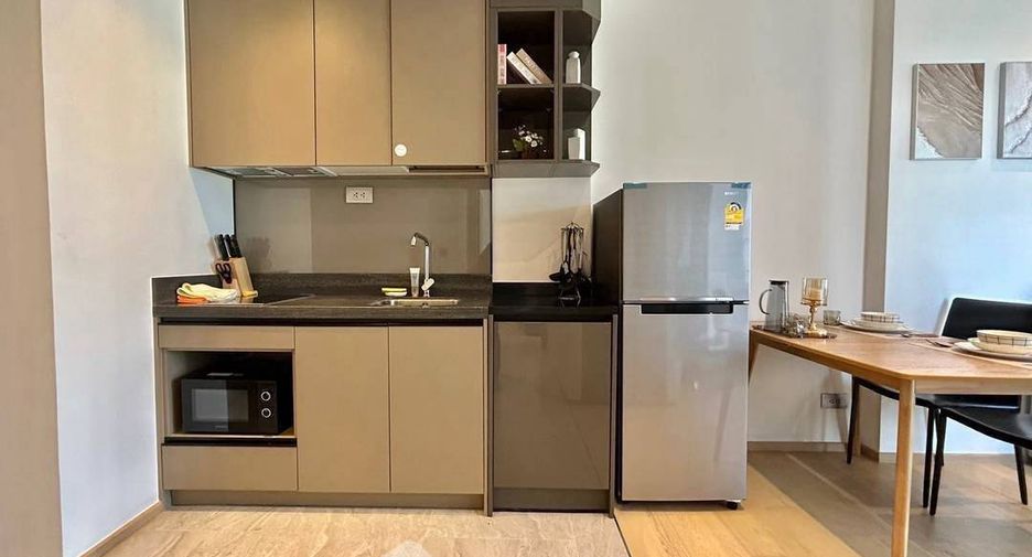 À louer 1 chambre condo à Huai Khwang, Bangkok