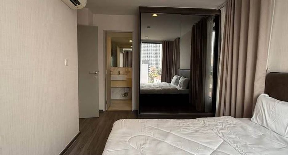 For rent 2 bedrooms condo in Khlong Toei, Bangkok
