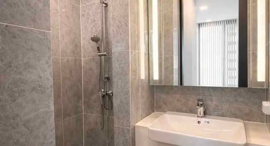 For rent 1 bed condo in Phaya Thai, Bangkok