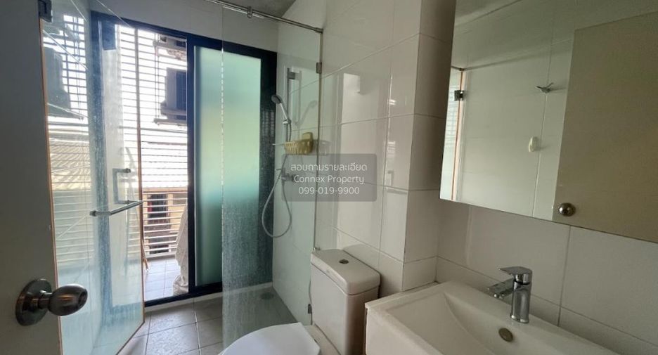 For rent 1 bed condo in Watthana, Bangkok