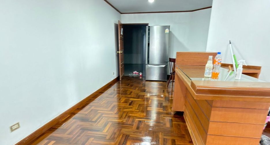Wohnung zur Miete mit 2 Zimmer in Watthana, Bangkok