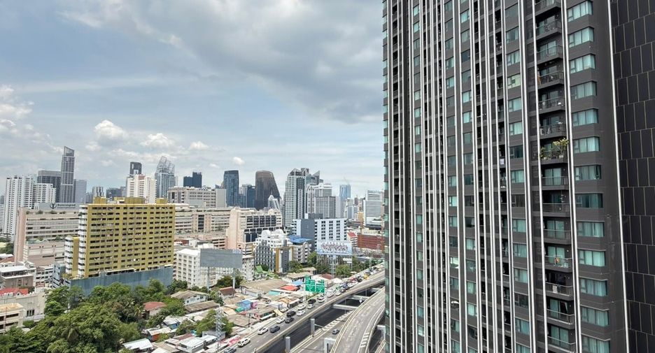 Wohnung zur Miete mit 2 Zimmer in Watthana, Bangkok