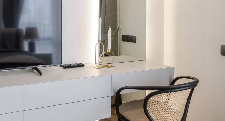 Condo en alquiler de 2 habitaciones en Pathum Wan, Bangkok